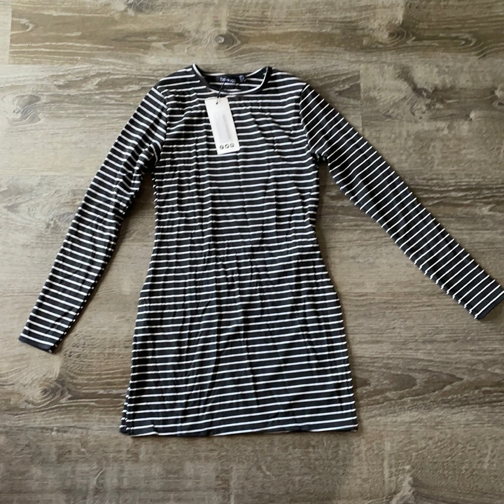 Boohoo petite stripe knitted top